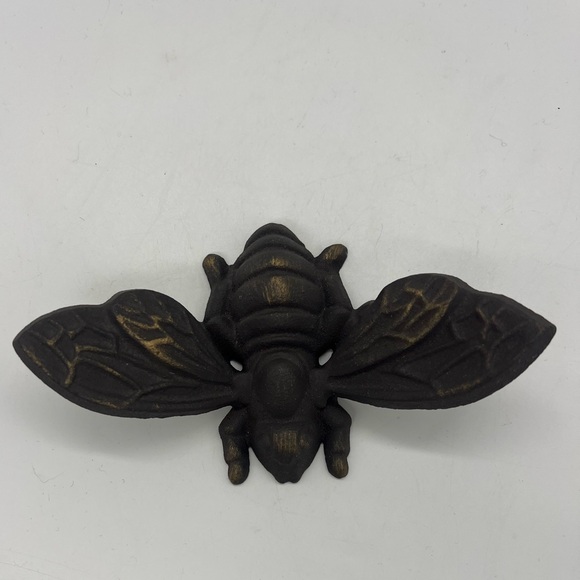 Cast Iron Honey Bumble Bee Insect Figurine Paperweight Decor - Picture 2 of 7
